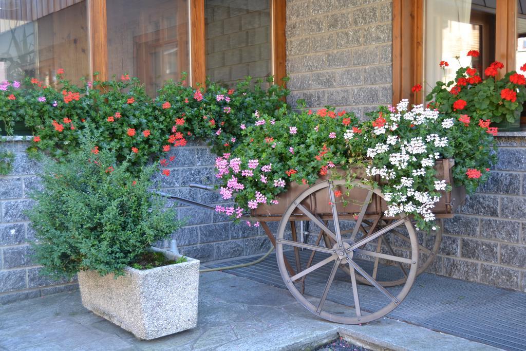Residence Ables Valfurva Bagian luar foto