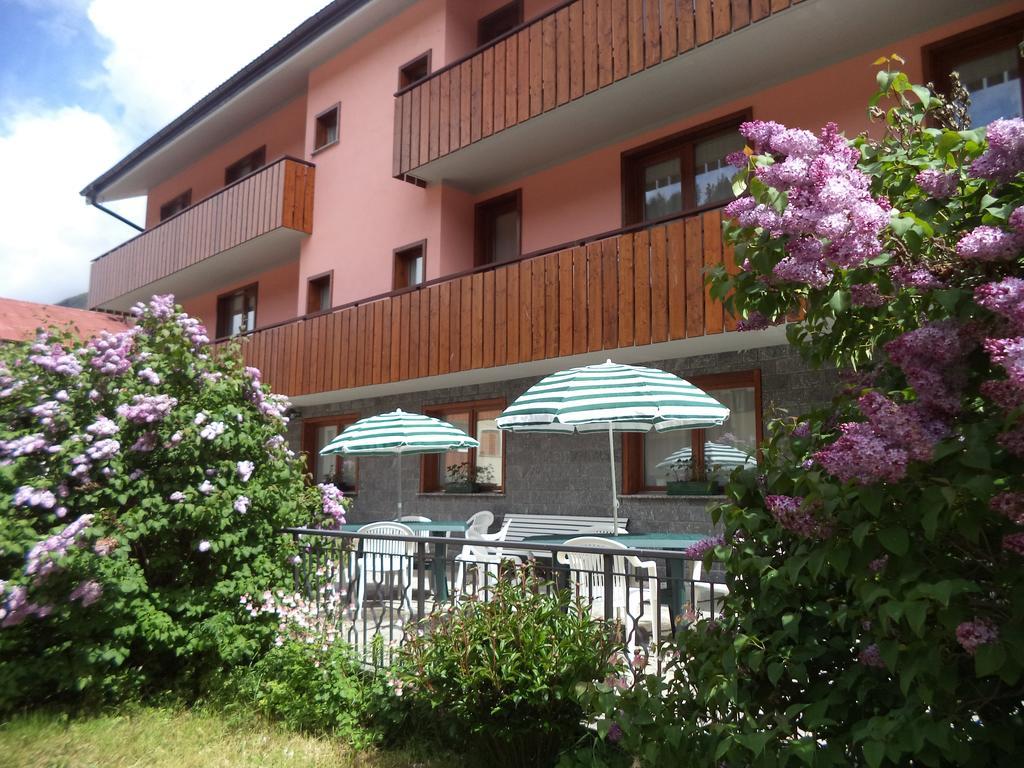 Residence Ables Valfurva Bagian luar foto